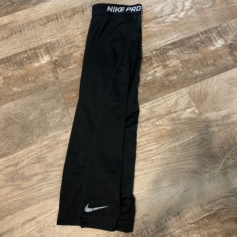 Nike Pro Dri Fit Yoga Pants-Mid calf black